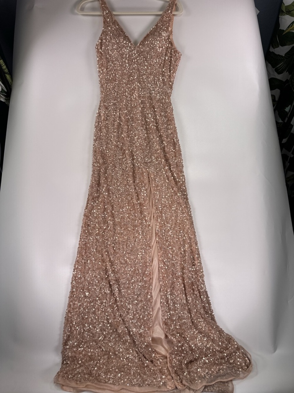 Mac Duggal Rose Gold Sequin Slit Gown 0 AS IS DEAL - Picture 2 of 15